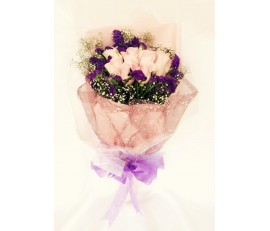 F104 12 PCS LIGHT PINK ROSES WITH PINK WRAPS BOUQUET 
